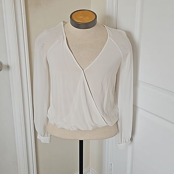 Marciano Women's Puff Sleeves With Elastic Waistband Size Small Off White - Picture 2 of 16